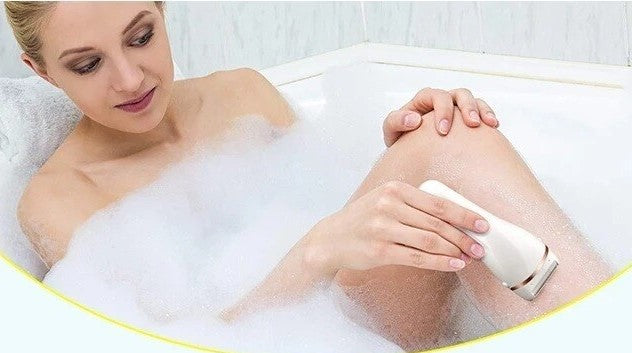 Aparador de pelos Ultra Lisa com uma lâmina de brinde